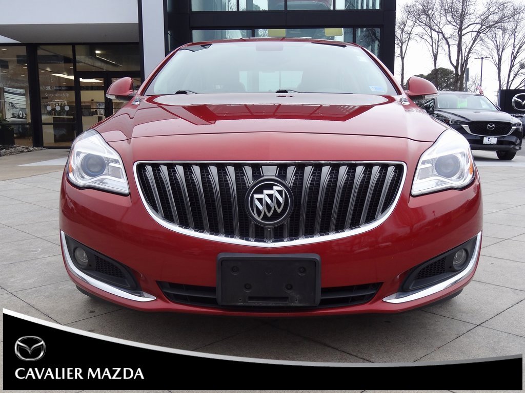Used 2015 Buick Regal Premium w/ Experience Buick Package image 9
