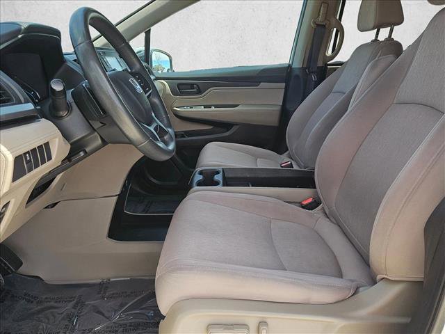Used 2018 Honda Odyssey LX image 16