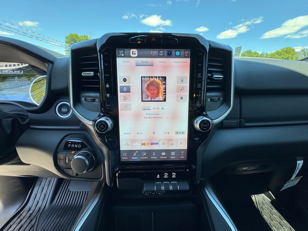 New 2026 RAM 1500 Big Horn AWD/4WD image 27