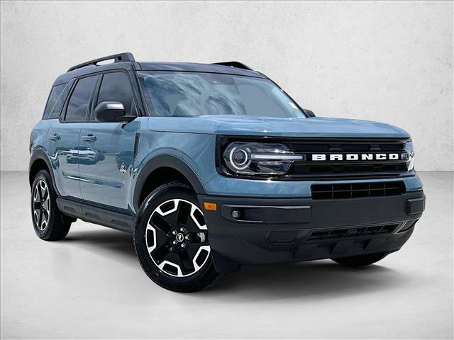 Used 2023 Ford Bronco Sport Outer Banks w/ Tech Package AWD/4WD image 12