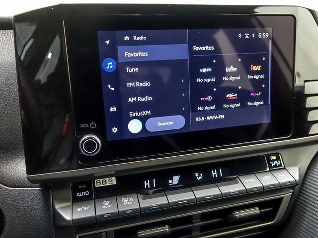 Certified 2025 Toyota Camry SE FWD image 17