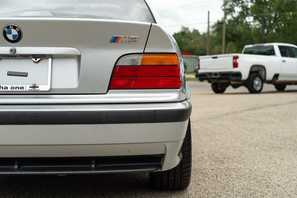 Used 1999 BMW M3 Coupe RWD image 25