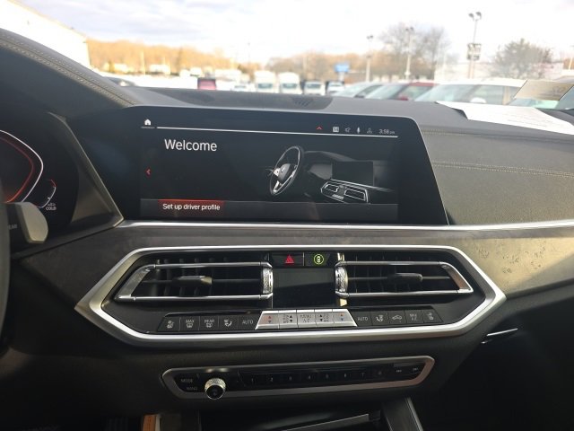 Used 2023 BMW X5 xDrive40i w/ Executive Package image 21