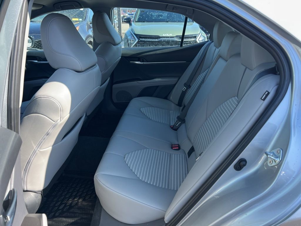 Used 2024 Toyota Camry SE w/ Cold Weather Package image 21