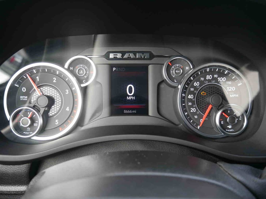 Certified 2025 RAM 3500 Big Horn image 40