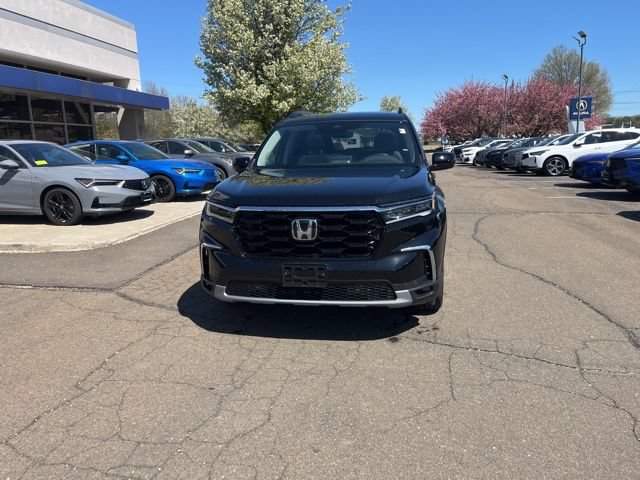 Used 2025 Honda Pilot Touring image 29