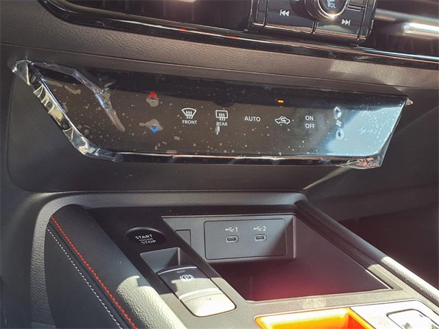 New 2026 Nissan Kicks SR image 16