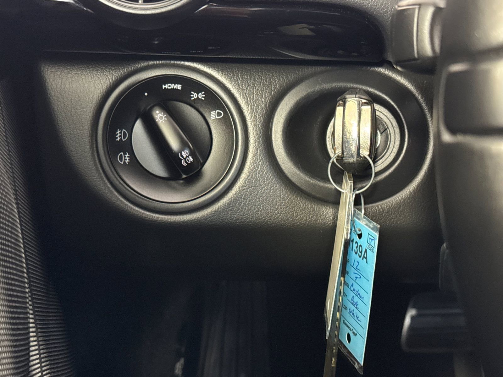 Used 2012 Porsche Cayman image 26