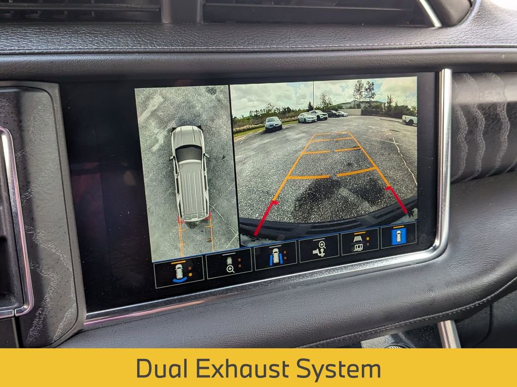 Used 2024 GMC Yukon XL Denali RWD image 25