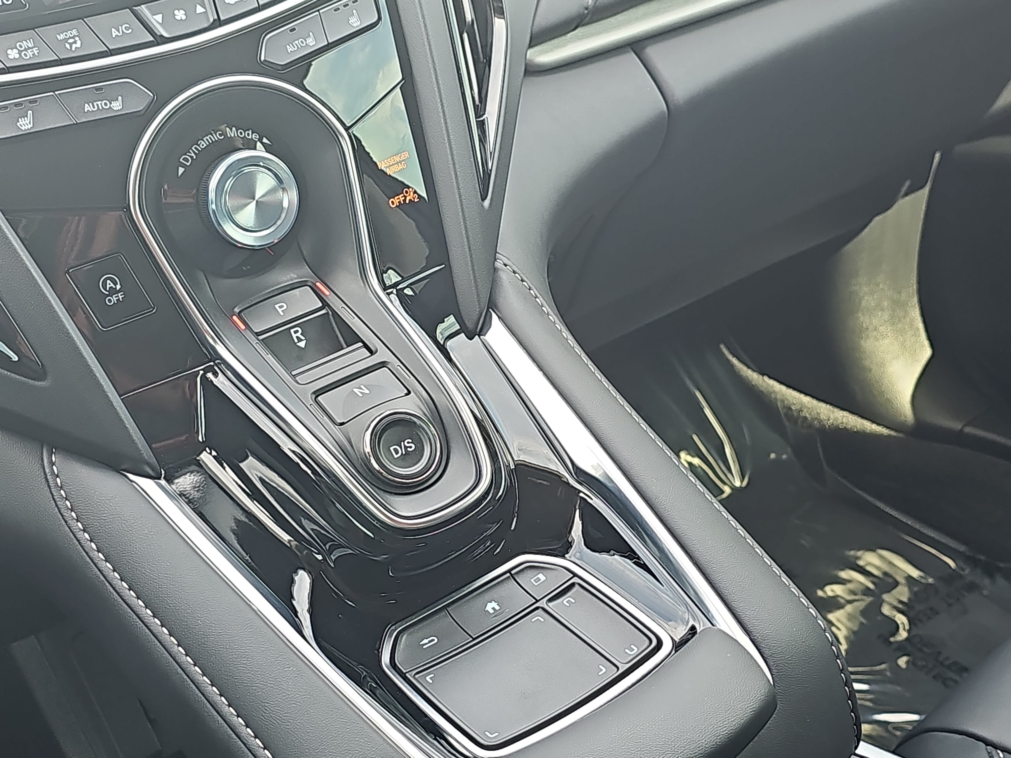 Certified 2025 Acura RDX SH-AWD w/ Technology Package image 24