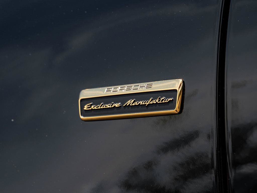 Certified 2026 Porsche 911 GTS RWD image 33
