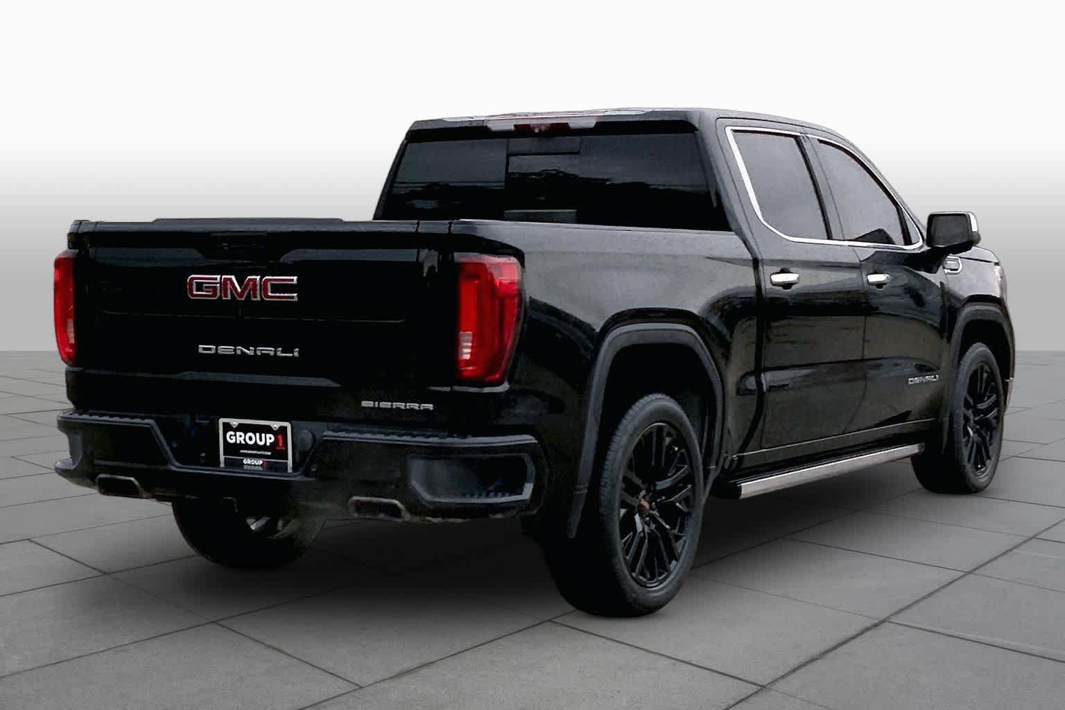 Used 2020 GMC Sierra 1500 Denali w/ Denali Ultimate Package AWD/4WD image 13