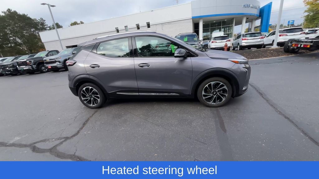 Certified 2023 Chevrolet Bolt EUV Premier w/ Sun & Sound Package image 10