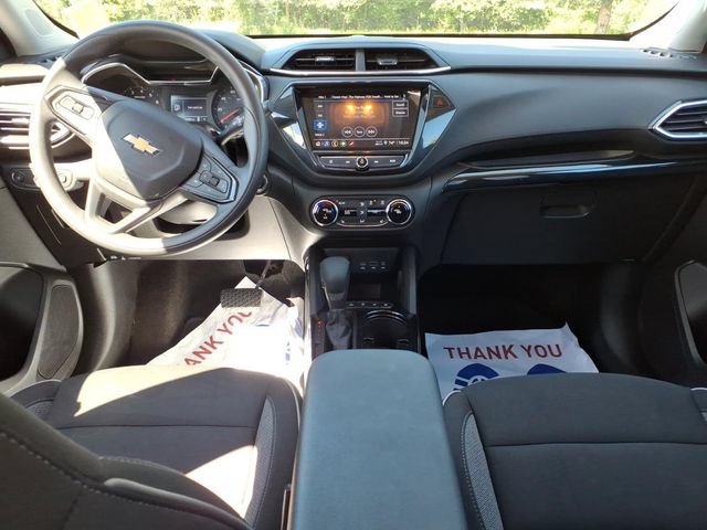 Used 2023 Chevrolet TrailBlazer LT w/ Convenience Package FWD image 10