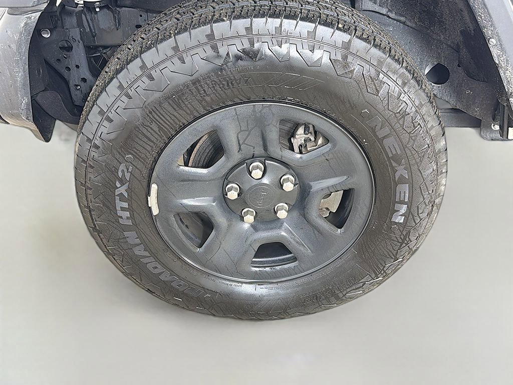 Used 2024 Jeep Wrangler Sport image 15