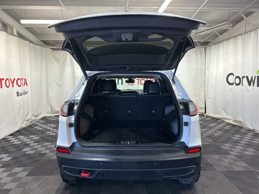 Used 2023 Jeep Cherokee Trailhawk image 15