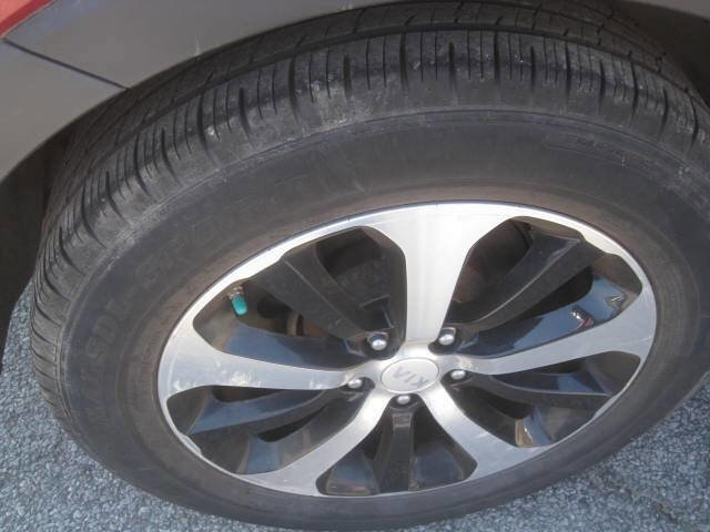 Used 2016 Kia Sorento EX image 35