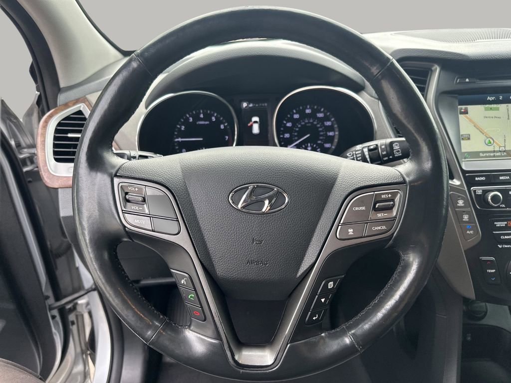 Used 2017 Hyundai Santa Fe SE w/ SE Ultimate Tech Package 03 AWD/4WD image 15