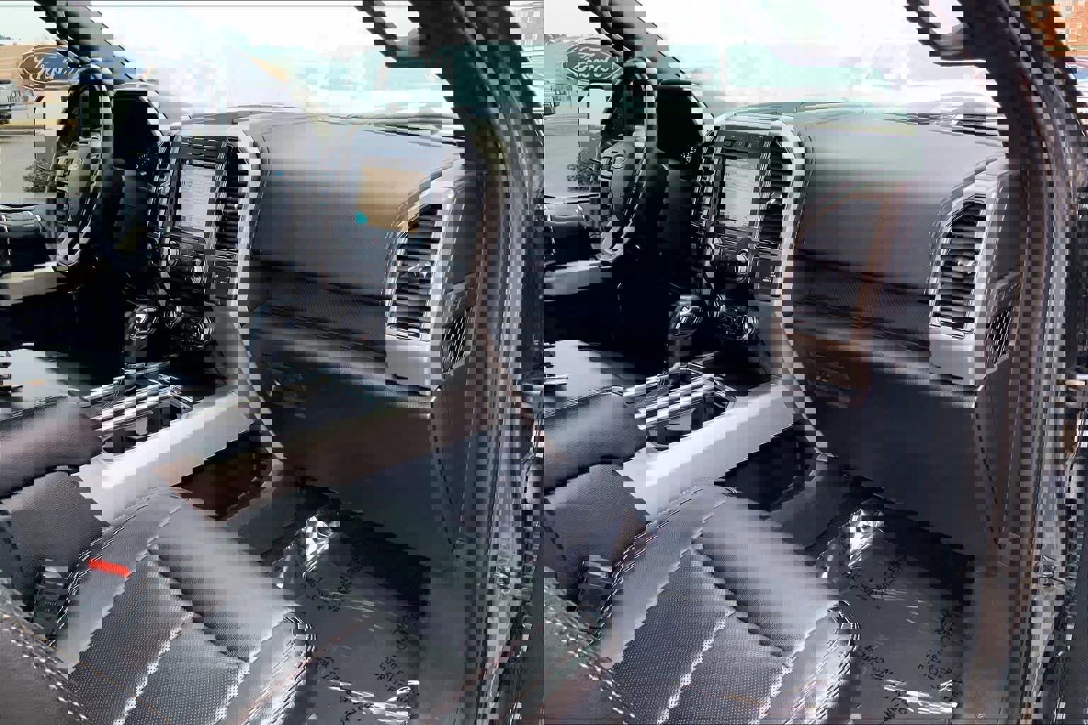 Used 2019 Ford F150 Lariat w/ Equipment Group 502A Luxury image 17