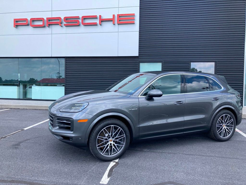Used 2025 Porsche Cayenne E-Hybrid