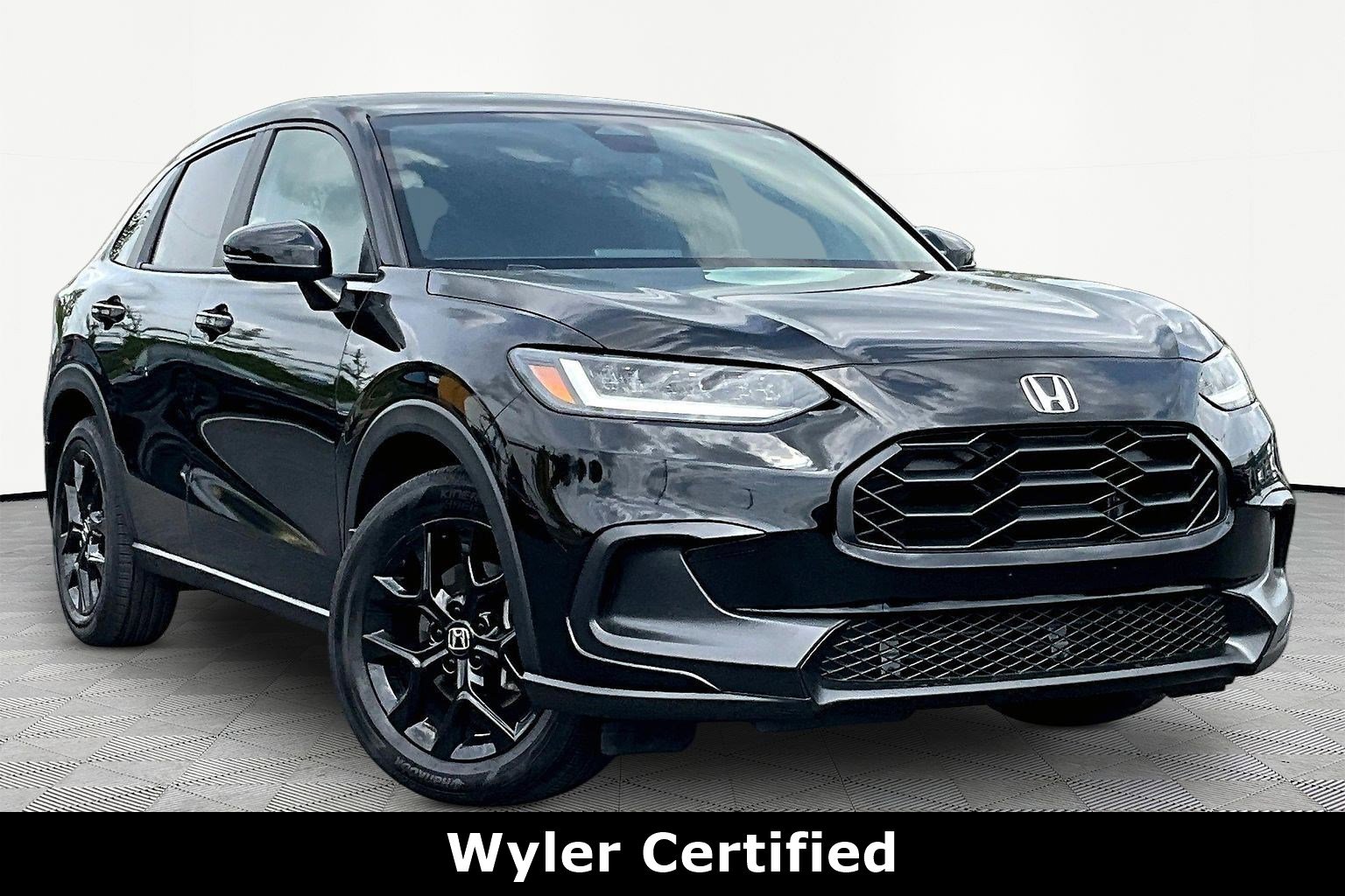 Used 2024 Honda HR-V Sport image 3