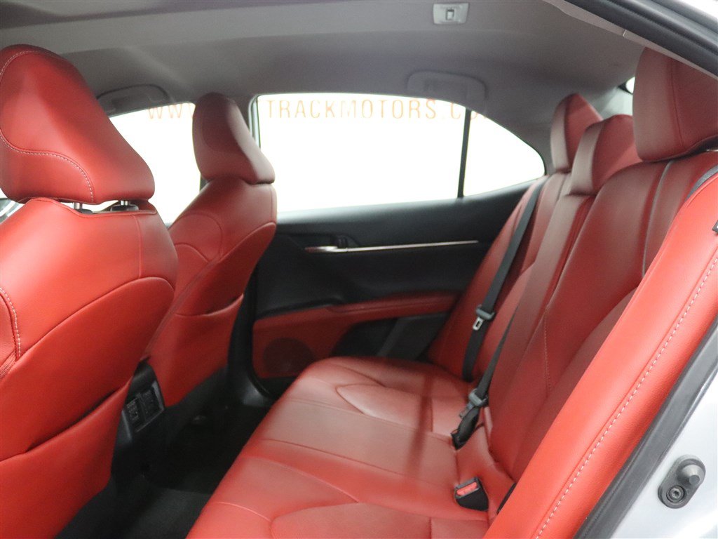 Used 2024 Toyota Camry XSE FWD image 18