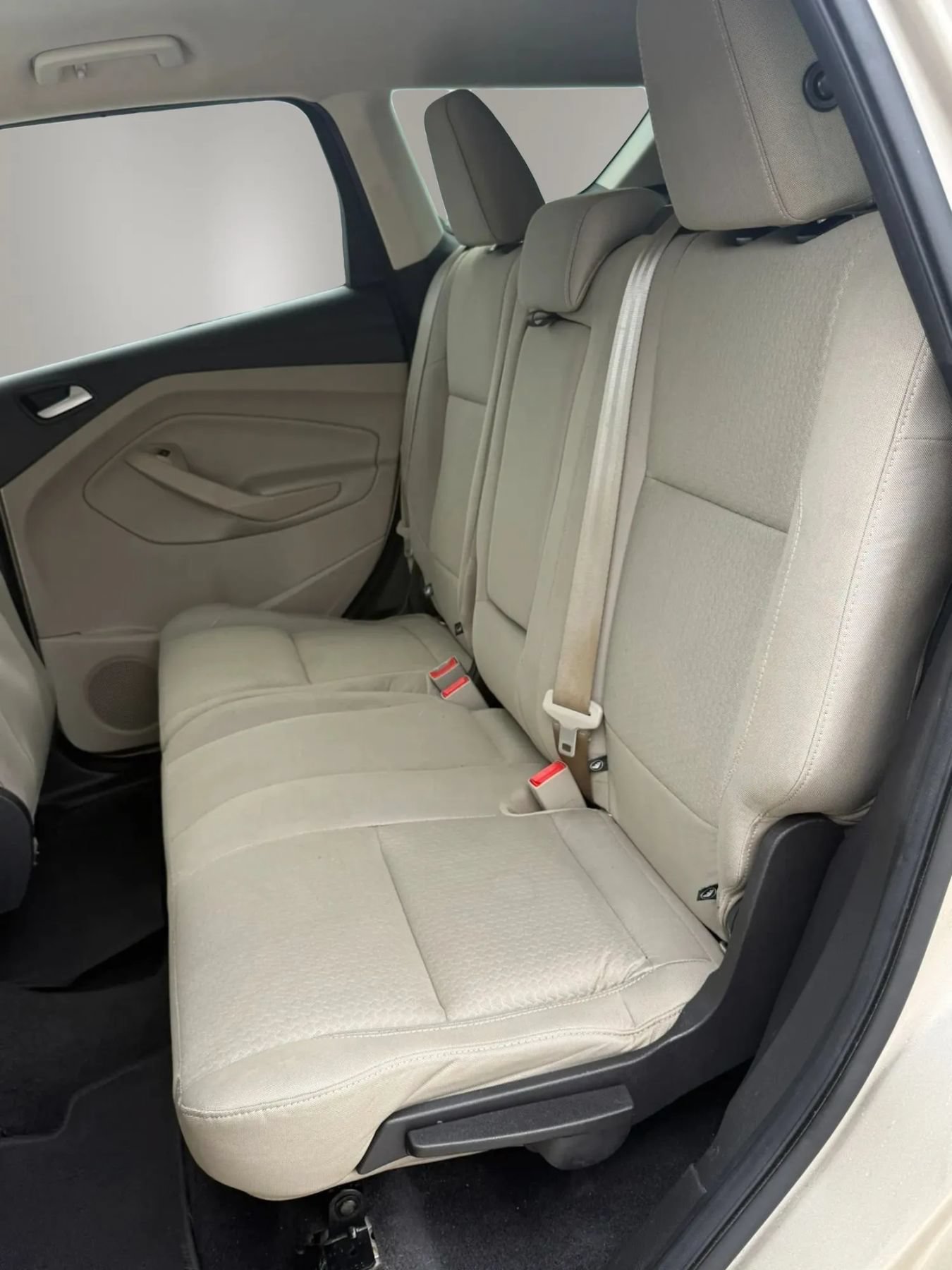 Used 2018 Ford Escape SE FWD image 10