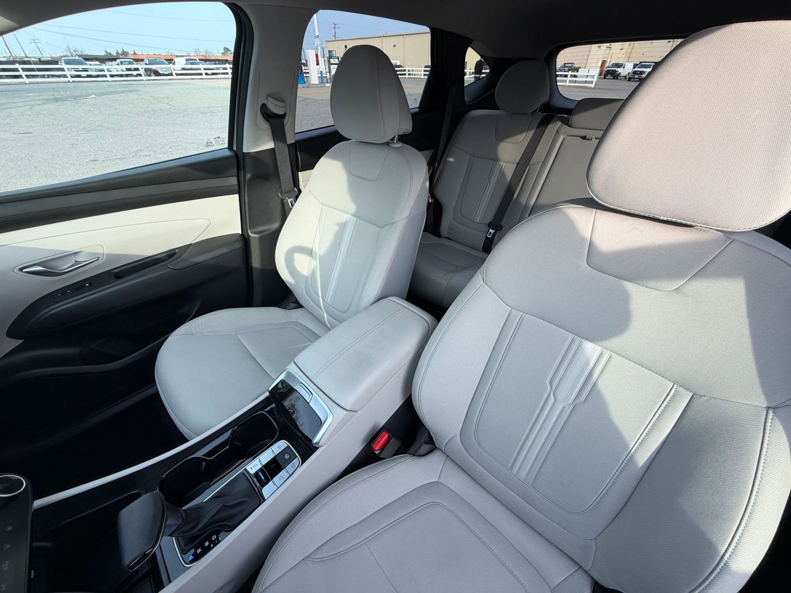 Used 2025 Hyundai Tucson SEL FWD image 38