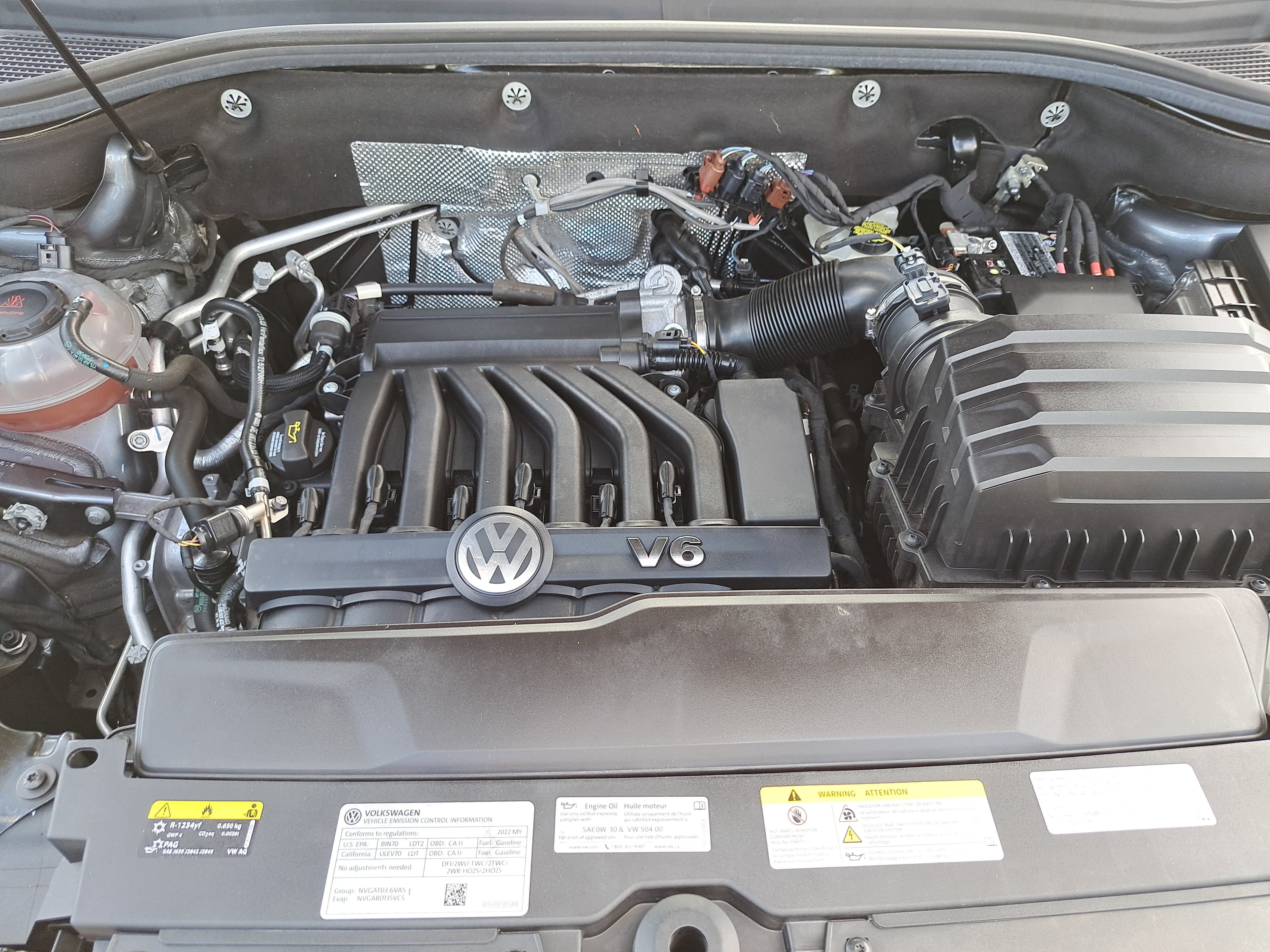 Certified 2022 Volkswagen Atlas SEL R-Line AWD/4WD image 30