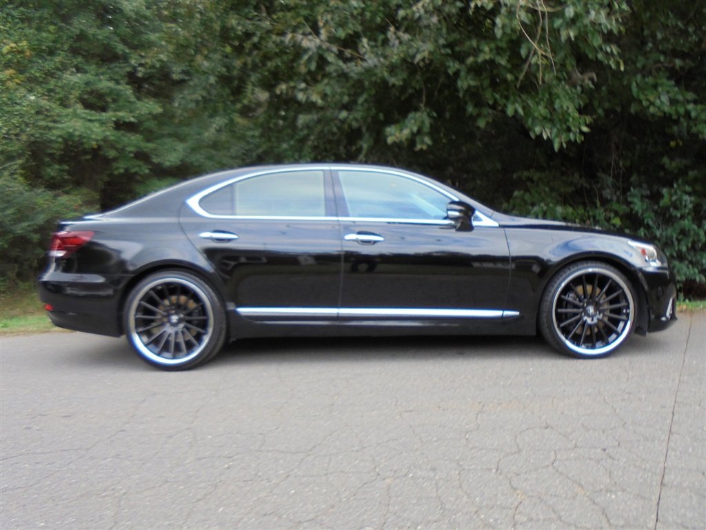 Used 2013 Lexus LS 460 AWD image 10