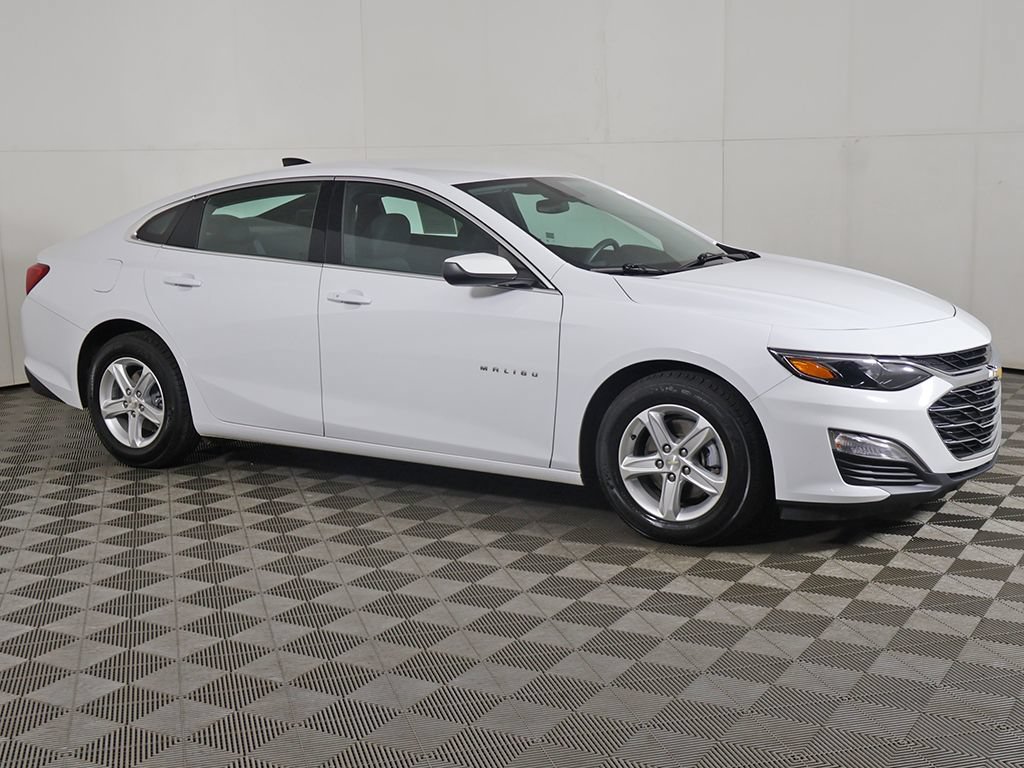 Used 2023 Chevrolet Malibu LS w/ Driver Confidence Package FWD image 12