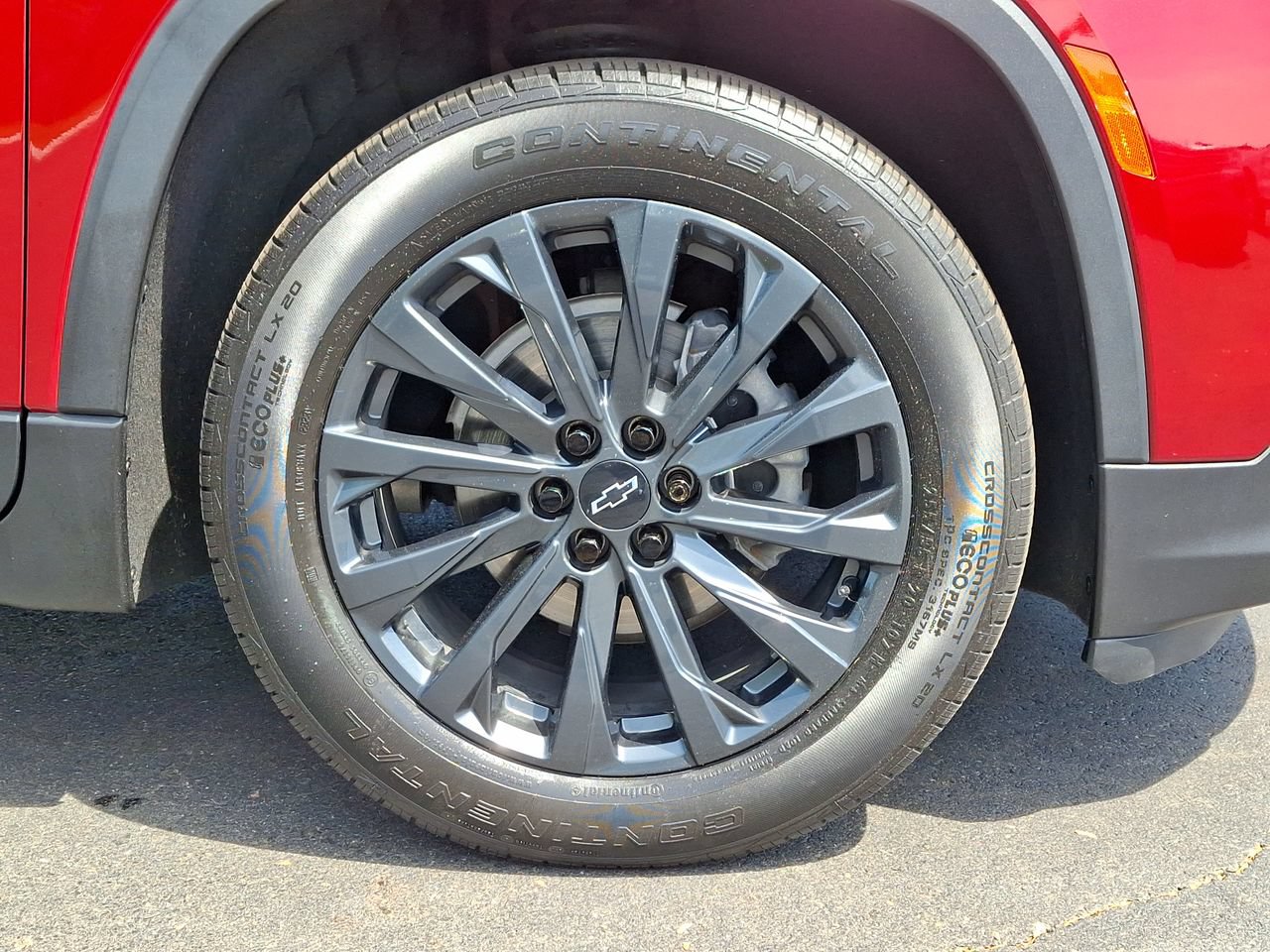 Certified 2023 Chevrolet Traverse RS w/ LPO, Floor Liner Package AWD/4WD image 27