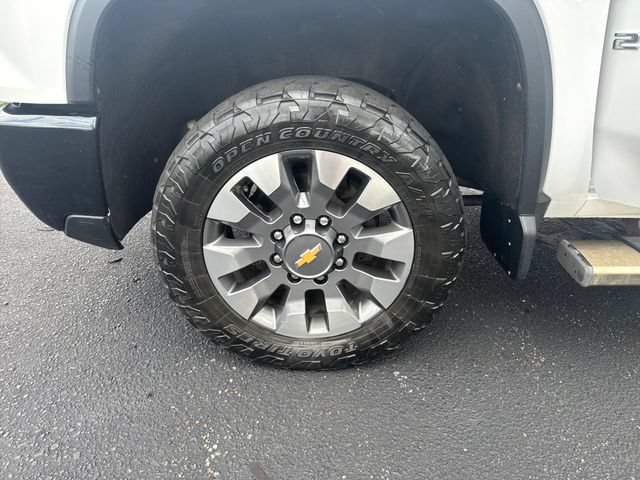 Used 2024 Chevrolet Silverado 2500 Custom w/ Custom Convenience Package AWD/4WD image 31