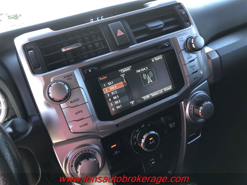 Used 2015 Toyota 4Runner SR5 AWD/4WD image 16