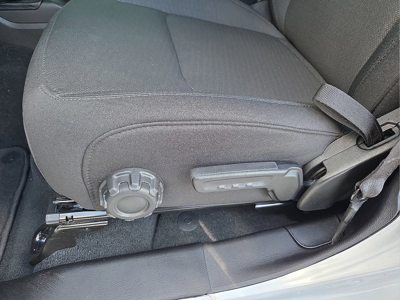 Used 2023 Jeep Gladiator Sport image 13