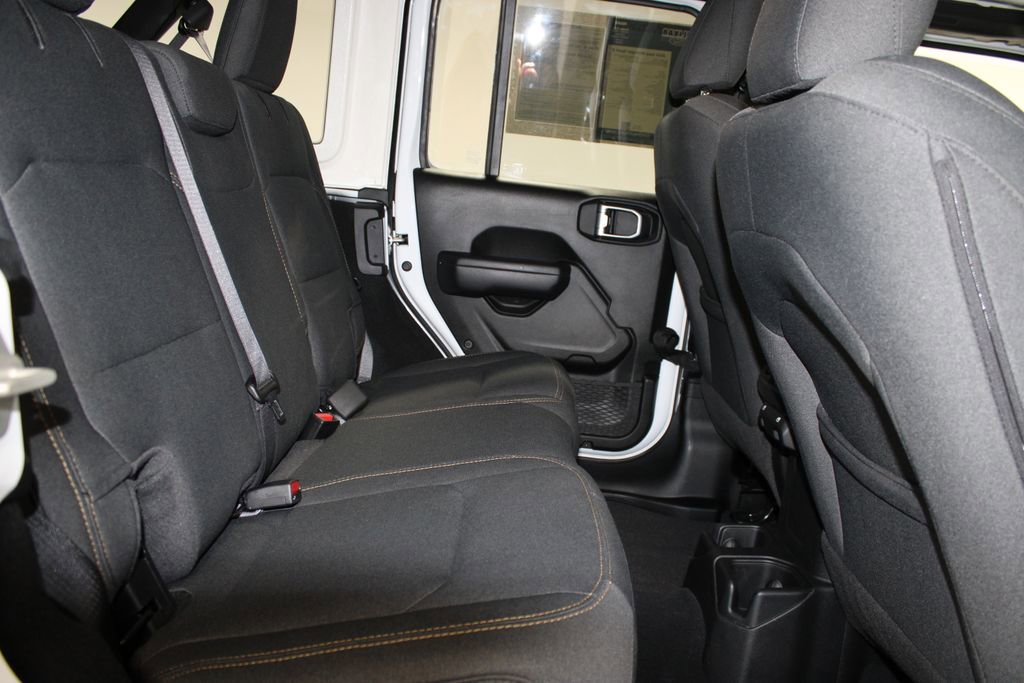 Used 2024 Jeep Wrangler Sport S image 29