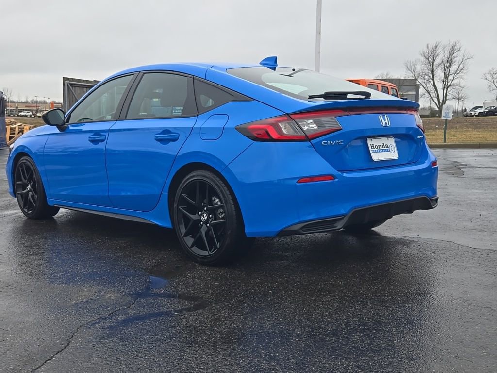 Used 2025 Honda Civic Sport image 5