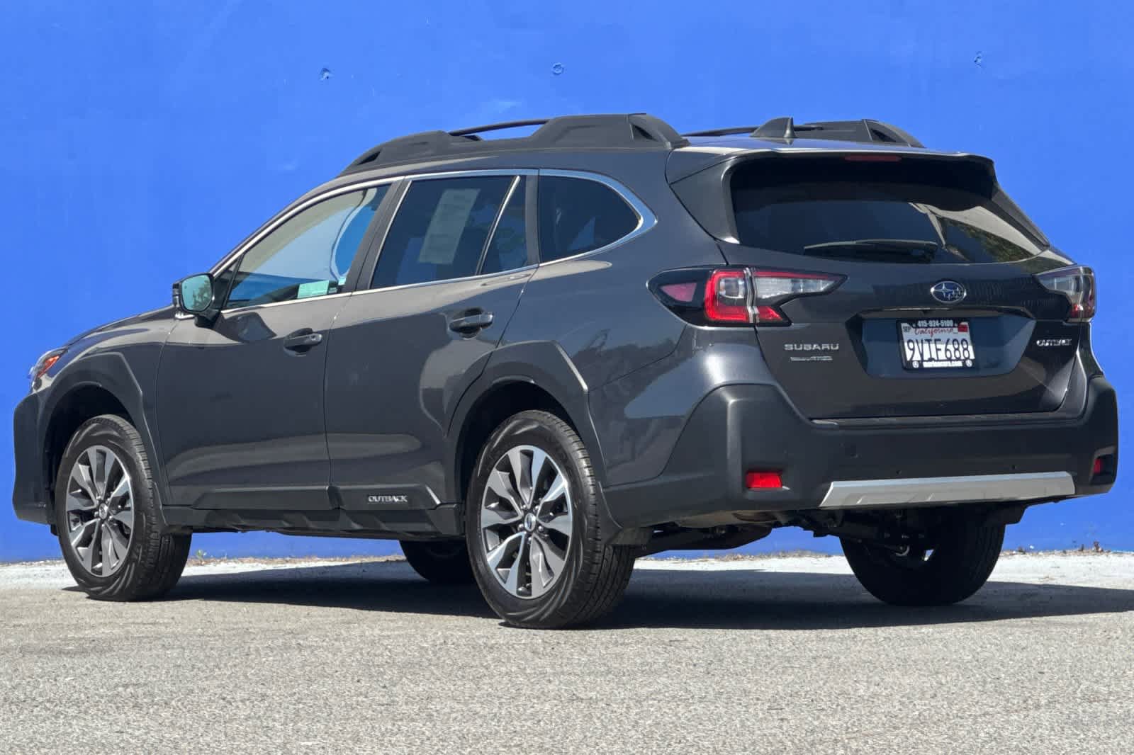 Used 2025 Subaru Outback Limited w/ Popular Package #2 AWD/4WD image 5