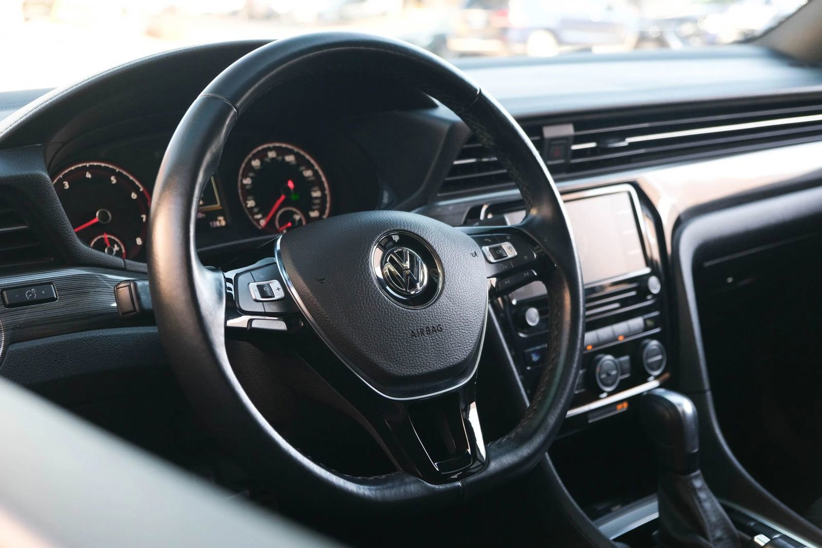 Used 2022 Volkswagen Passat 2.0T R-Line FWD image 14
