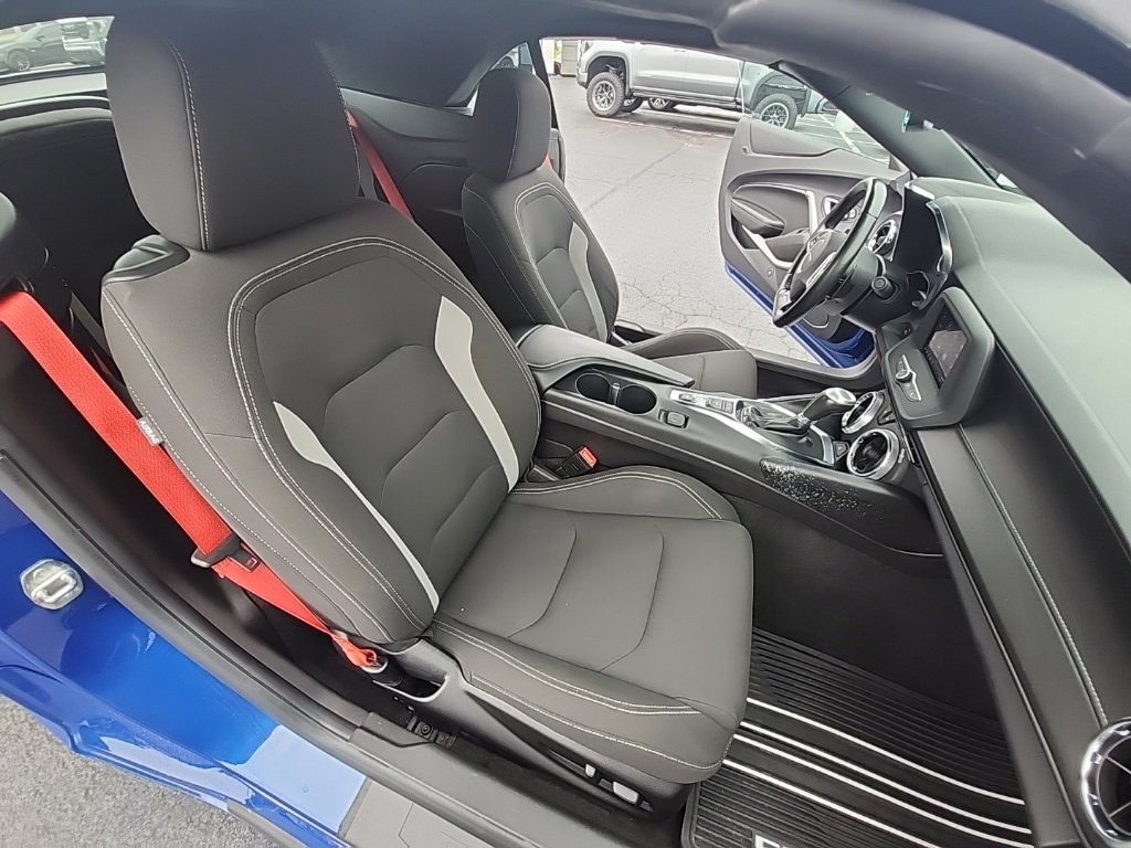 Certified 2021 Chevrolet Camaro LT image 16