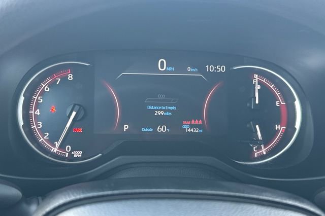 Certified 2025 Toyota RAV4 LE image 29