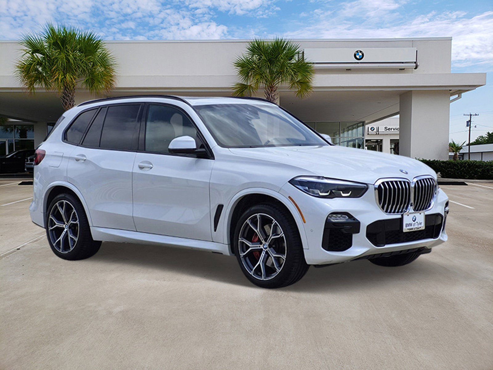 Used 2021 BMW X5 sDrive40i w/ M Sport Package RWD image 3