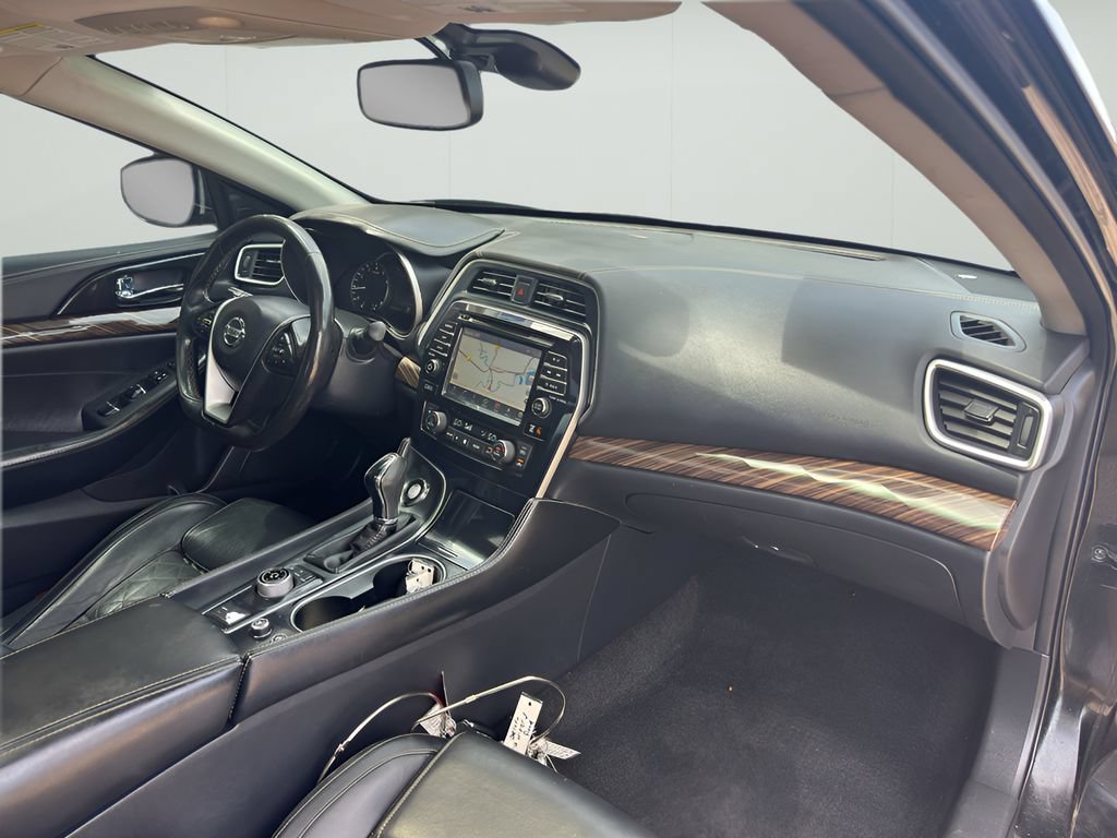 Used 2017 Nissan Maxima Platinum FWD image 22