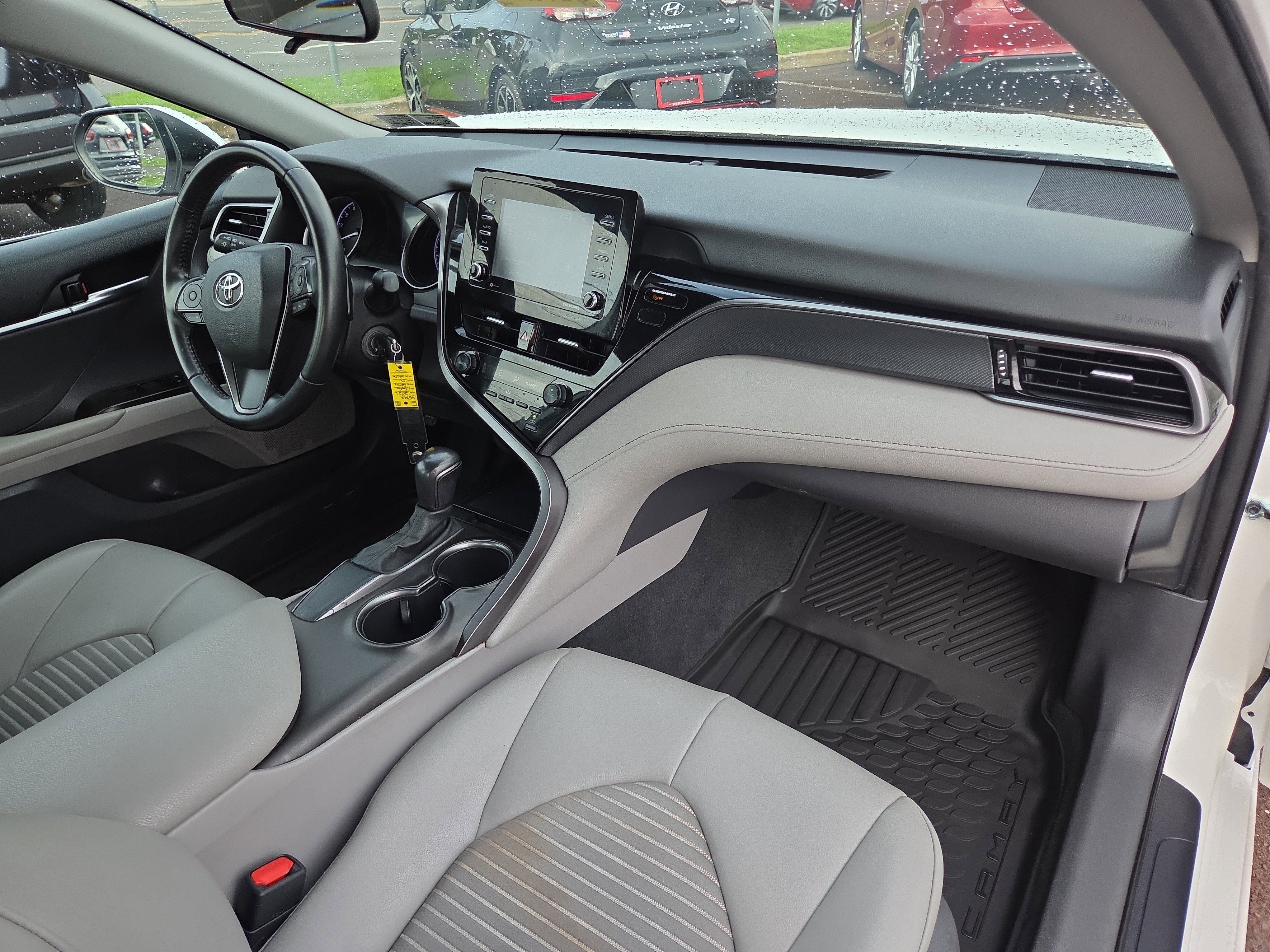 Certified 2021 Toyota Camry SE image 18