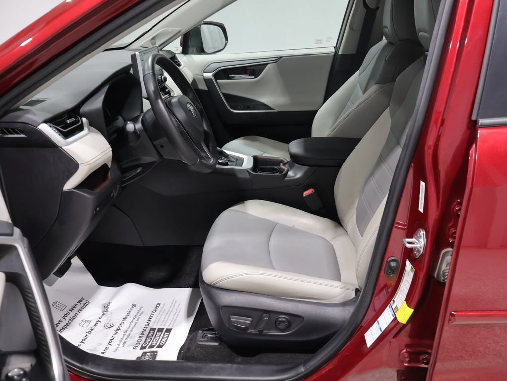 Certified 2021 Toyota RAV4 Limited AWD/4WD image 11