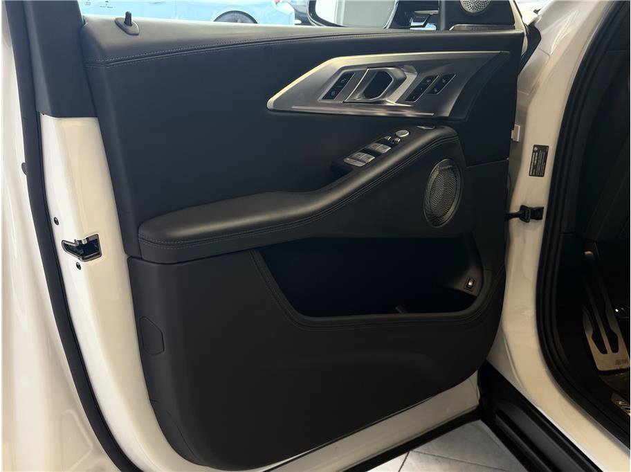Used 2023 BMW XM AWD/4WD image 10