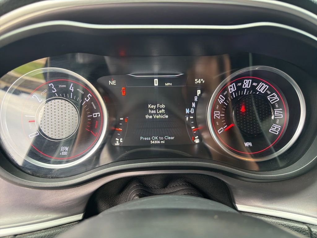 Used 2019 Dodge Challenger SXT image 14
