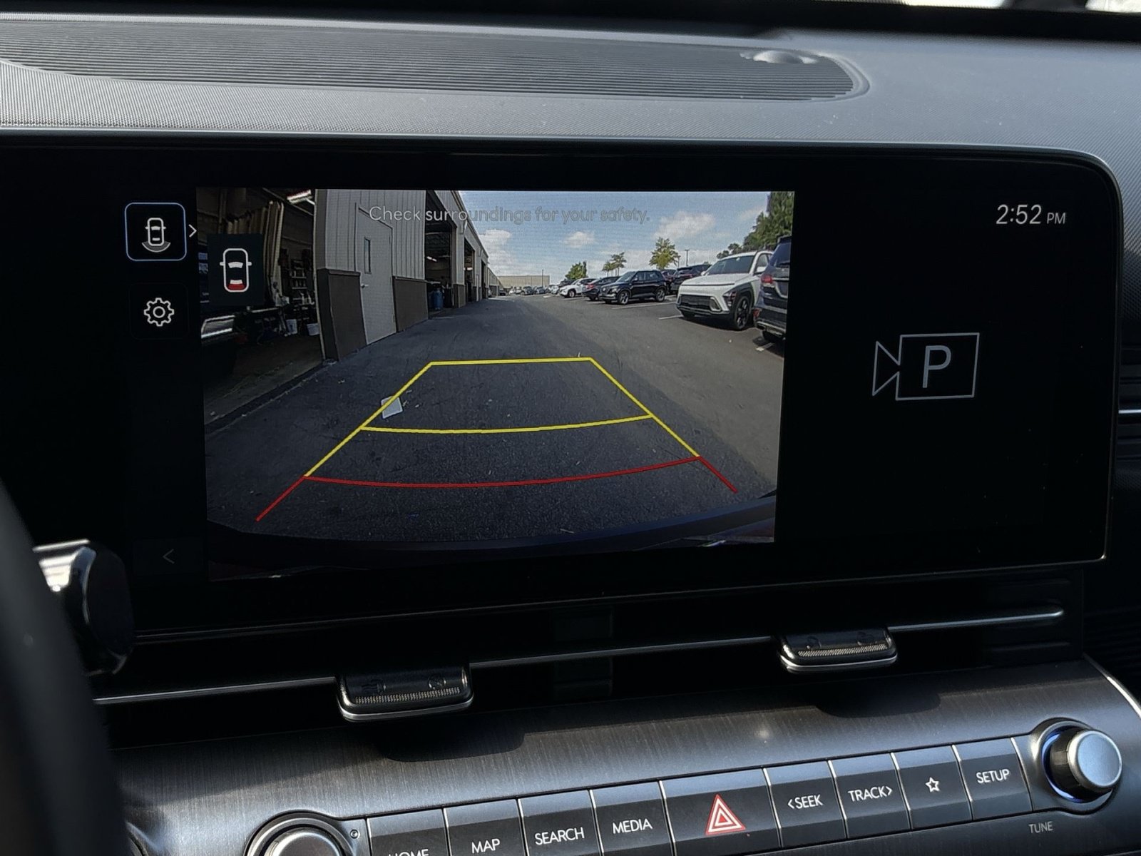 Certified 2025 Hyundai Kona SEL AWD/4WD image 19