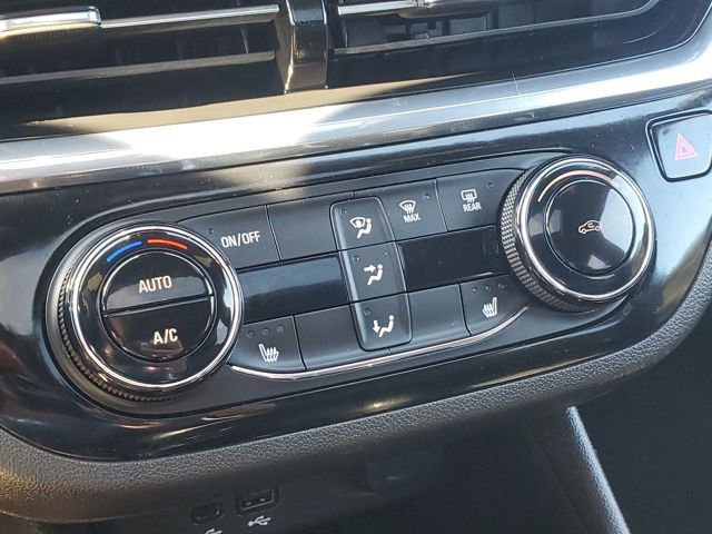 Used 2025 Buick Envista Sport Touring w/ Experience Buick Package image 21