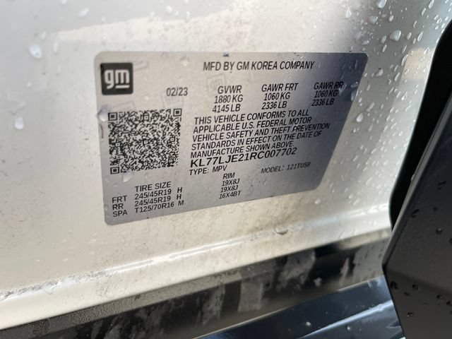 Used 2024 Chevrolet Trax RS w/ Sunroof Package FWD image 25